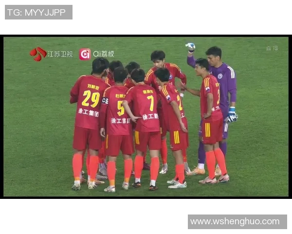 城市足球联赛直播全景解析精彩赛事回顾与球迷互动体验分享 城市足球联赛直播全景解析精彩赛事回顾与球迷互动体验分享